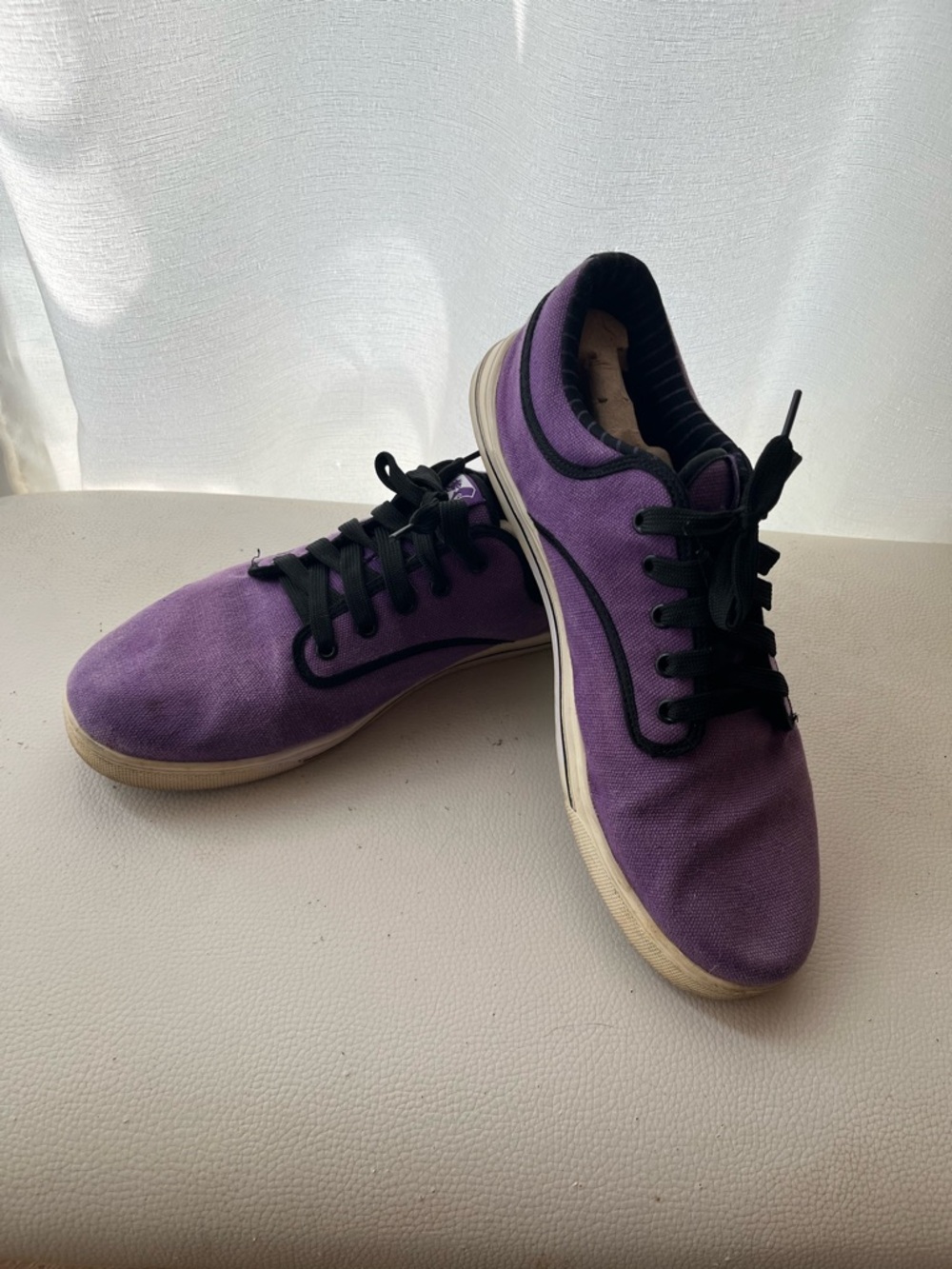 Casual Purple Canvas Men's Sneakers with Black Trim Vlado size 12